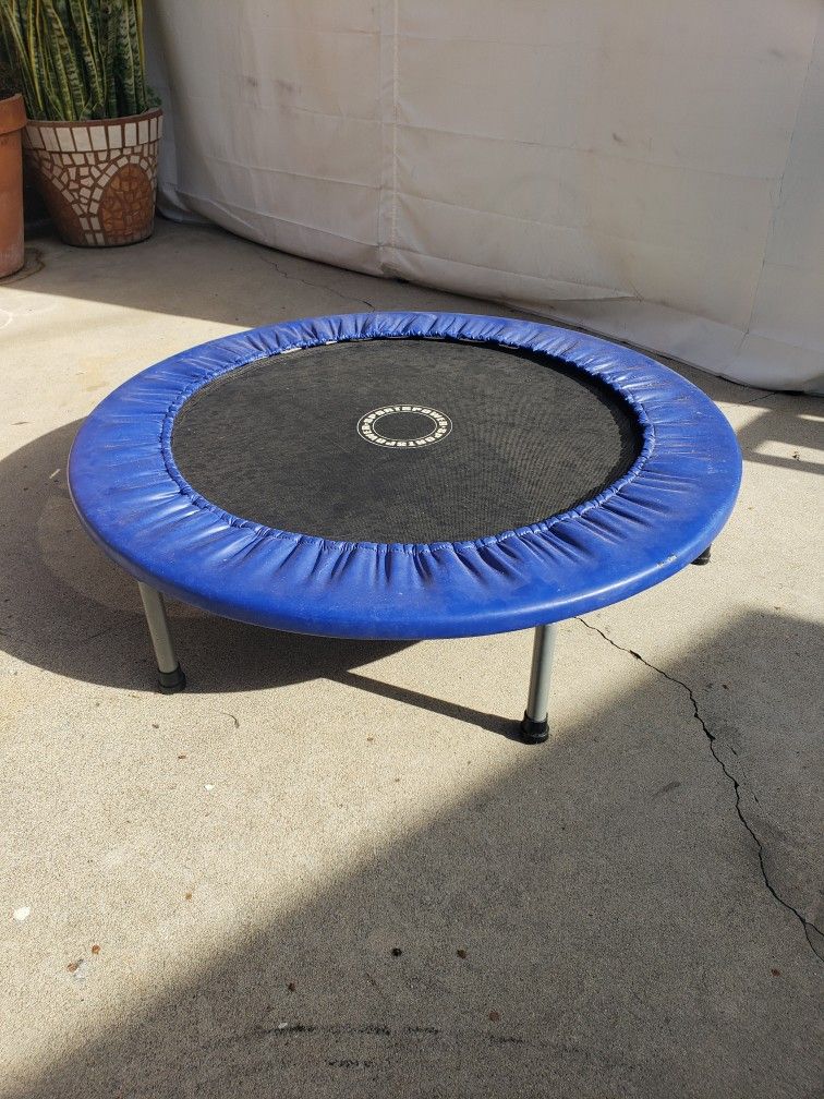 Trampoline In Great Condition 