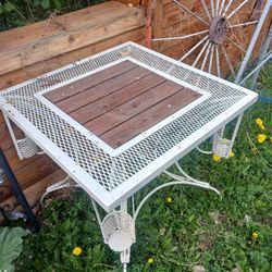 Mid-century Wrought Iron Table 30 In X 30 In
