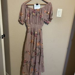 Size Large - Long Dress Off / On Shoulder  Lining Inside 
