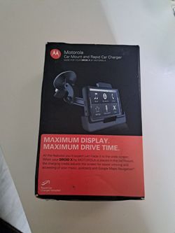 Motorola car mount and charger.