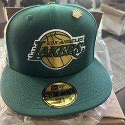 Laker Fitted