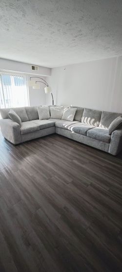 Gray sectional like new