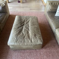 Timothy Oulton Zenna Sectional