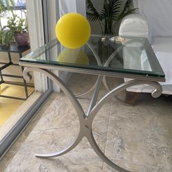 2 Glass Coffee Tables With Solid Legs. Modern