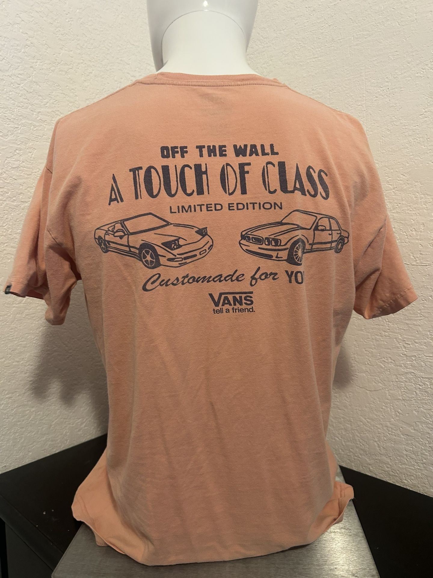 Medium Vans Motors T-Shirt, a short-sleeve crew neck t-shirt made of 100% cotton with a screen-printed graphic on the back. 