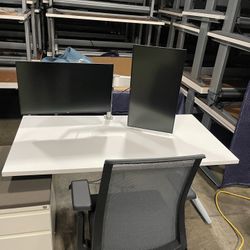 60x30 Electric Height Adjustable Tables! Christmas Sale! We Also Have Ergonomic Chairs And Monitor Arms!