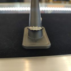 14k 4.50g Princess Cut Diamond Ring,Size 10.5