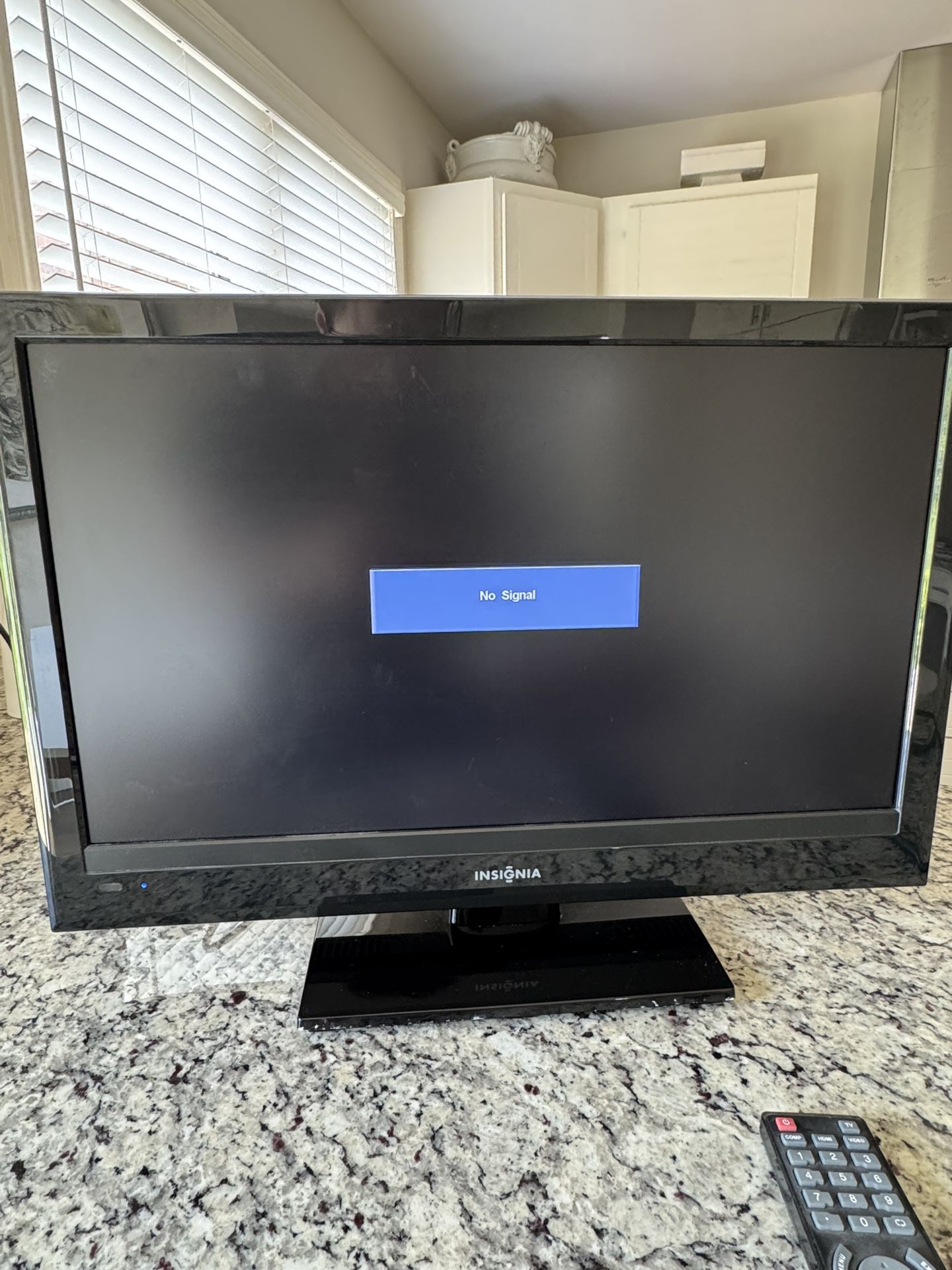 Insignia 24” 1080p TV