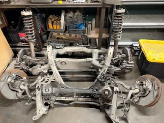 2006 BMW E60 M5 front+rear subframes in assembly