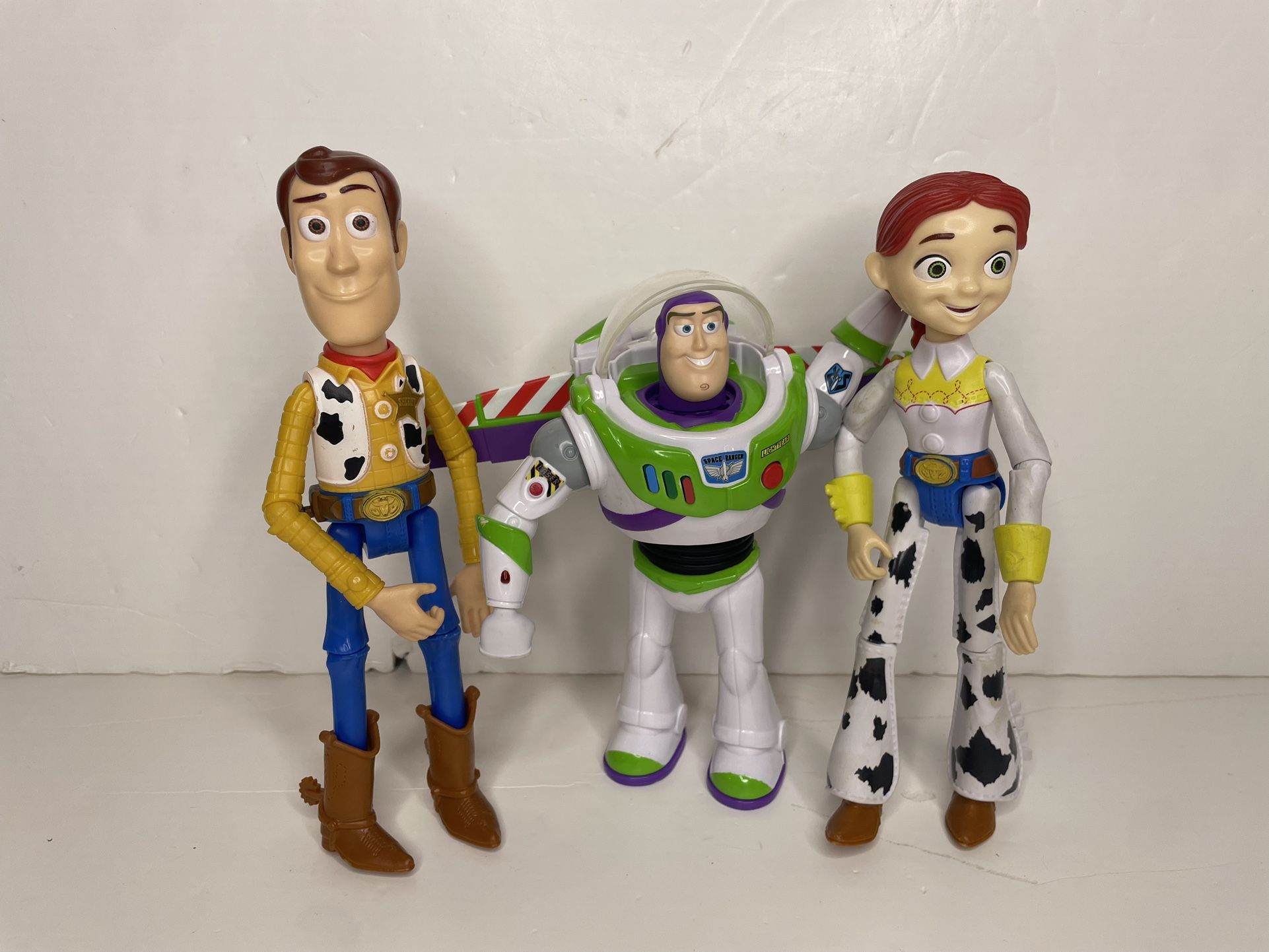 Toy story action figure bundle