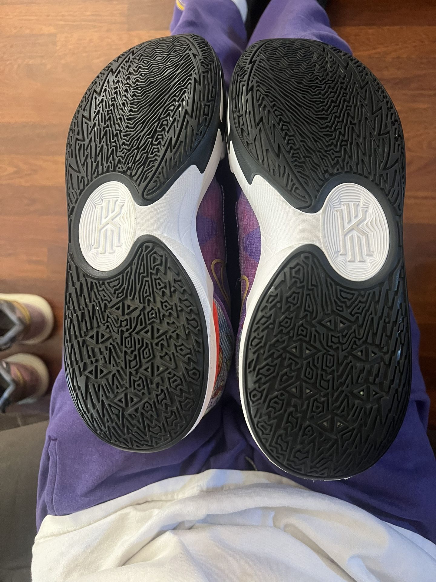 Kyrie 5