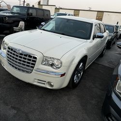 2005 Chrylser 300