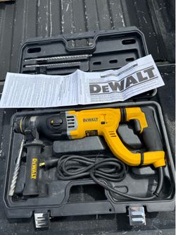 Dewalt D25133 Rotary Hammer Drill