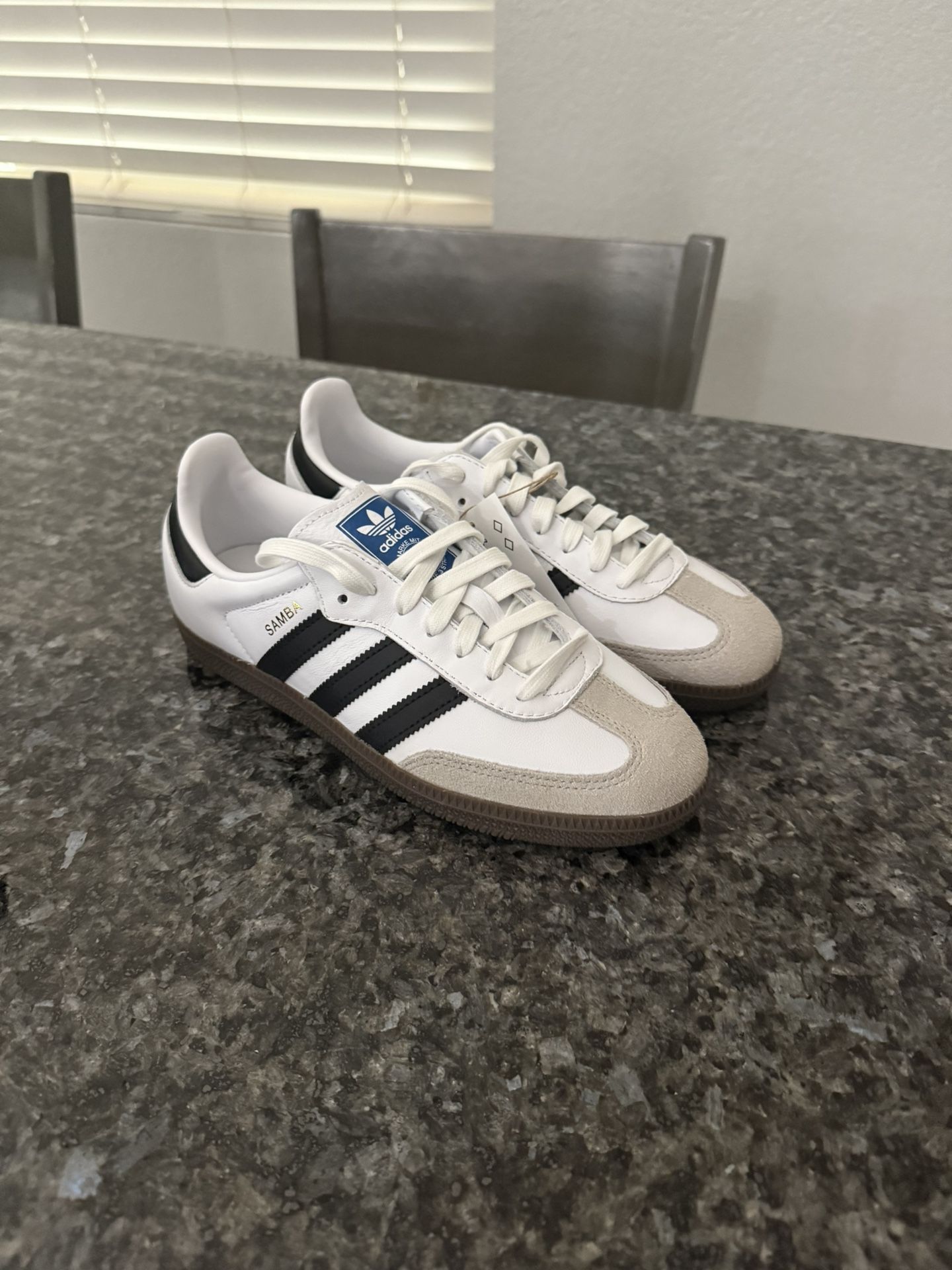 Adidas Samba Women’s 7