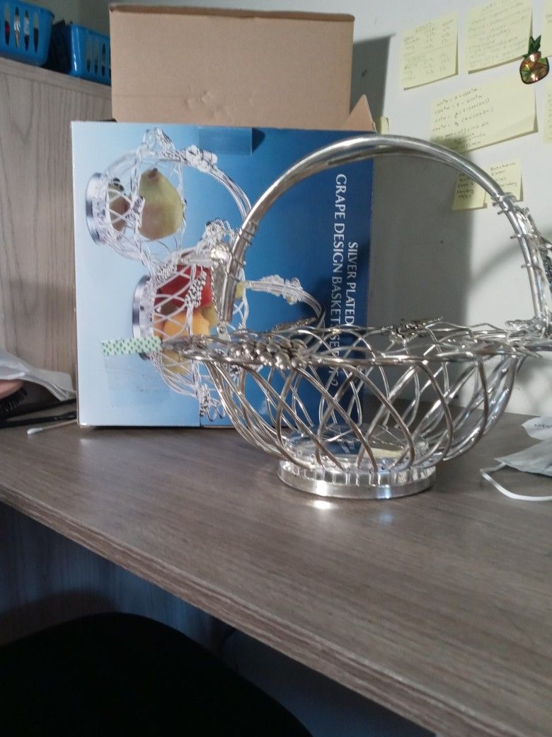 Design Fruit Basket