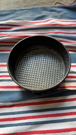 Non-Stick Springform Cake Pan
