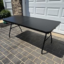 Folding Party Table