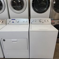 Kenmore Top Loading Washer With Agitator And Gas Dryer Set 