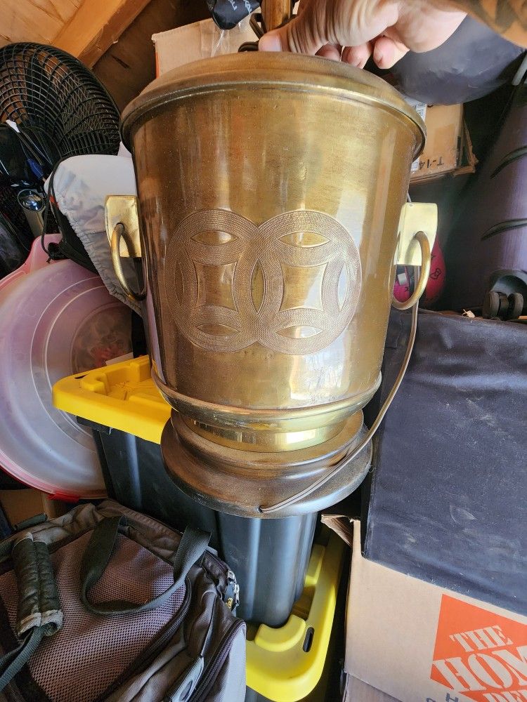 Vintage Asian Lamp
