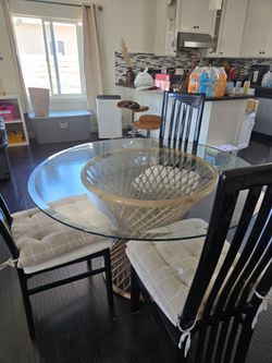 Dinning table