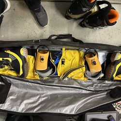 Snowboard + Boots + Bag