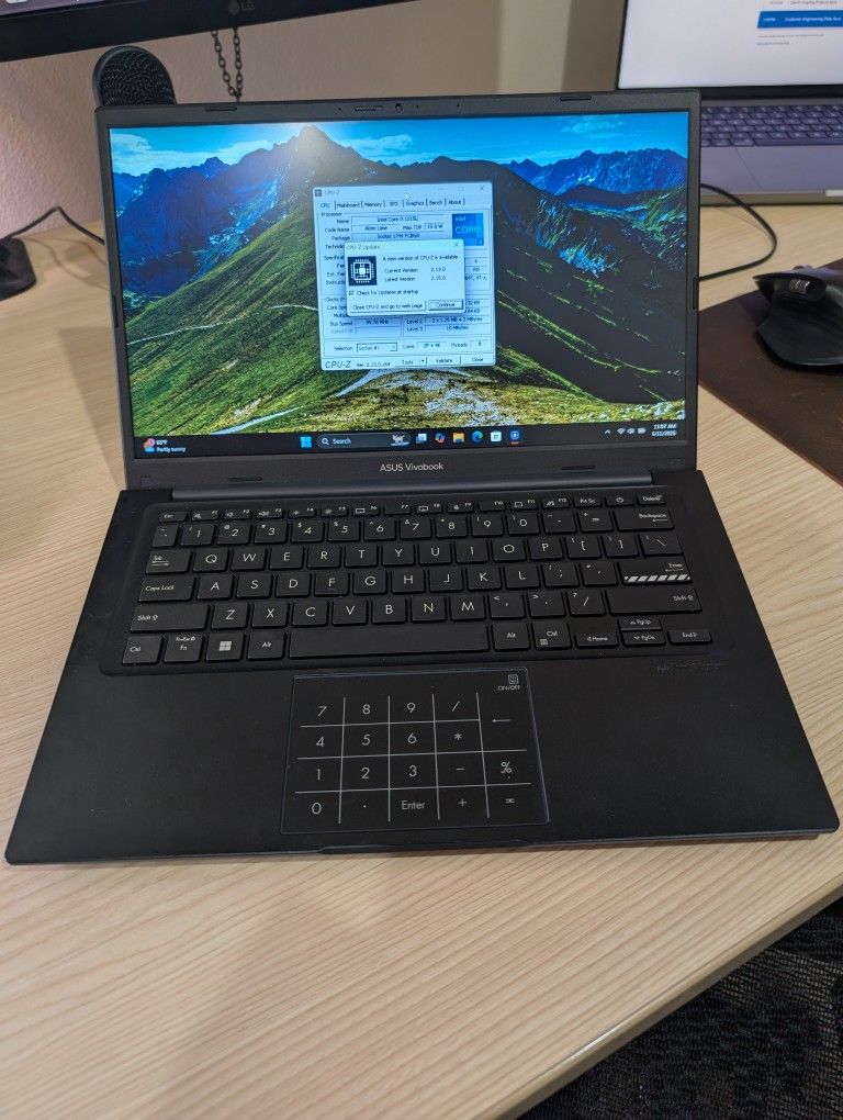 Asus Vivobook Laptop