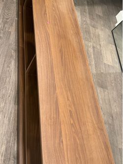 Free tv stand
