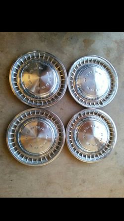 Dodge hub caps