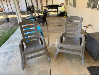 Plastic rocking chairs