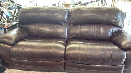 XL leather Sofa Recliner