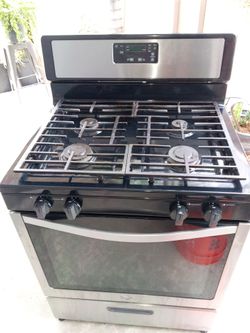 Stainless steel stove in grea working condition