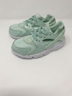 Nike Huarache Teal Size 10c