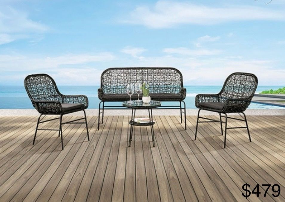 4 Pc Outdoor Patio Furniture Set