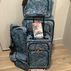 Tag Ridgefield 5 Pieces Softside Luggage Set Paisley New (LOCAL PICK UP OFFER $120)