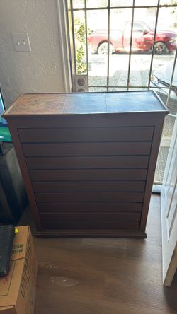 Dresser 9 Drawers