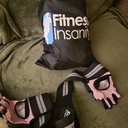 Resistant bands with gloves