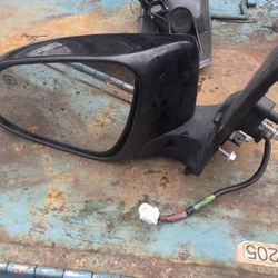 Driver side side mirror 2014-19 toyota corolla