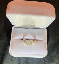 Diamond Ring/engagement  Thumbnail