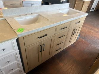 ARIEL Hepburn 60 in. Double Sink Freestanding Bathroom Vanity in Oak with Carrara White Quartz Top