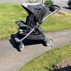 Chicco bravo For 2 Double Stroller for Sale in Covington, WA - OfferUp