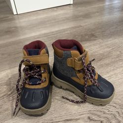 Carters Boots 6M