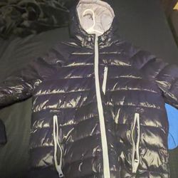 Guess Puffer Jackets