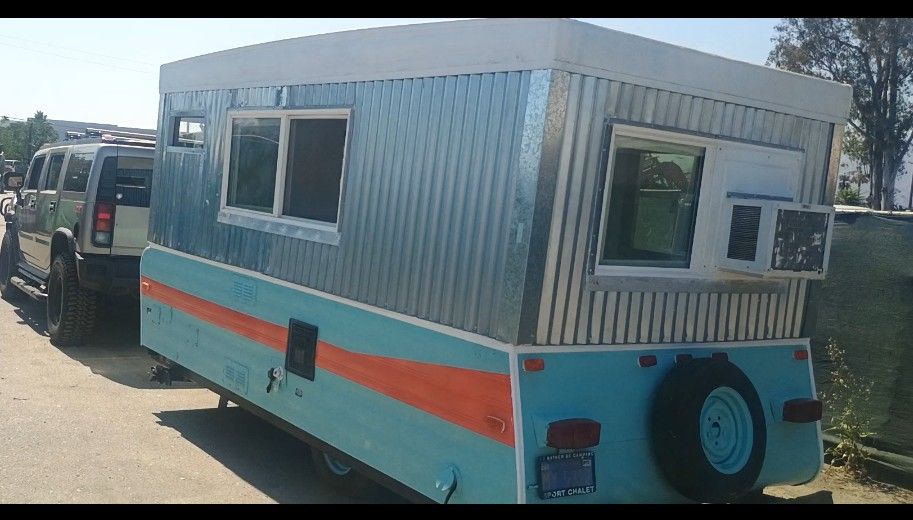 Vintage 13ft TRAILER Tiny Home CASITA