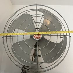GE Vintage Fan 17.5 Inches in Diameter 