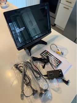 Tyler TTV796-10 Portable Widescreen LCD TV