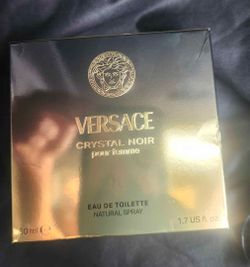 Versace Crystal Noir Perfume