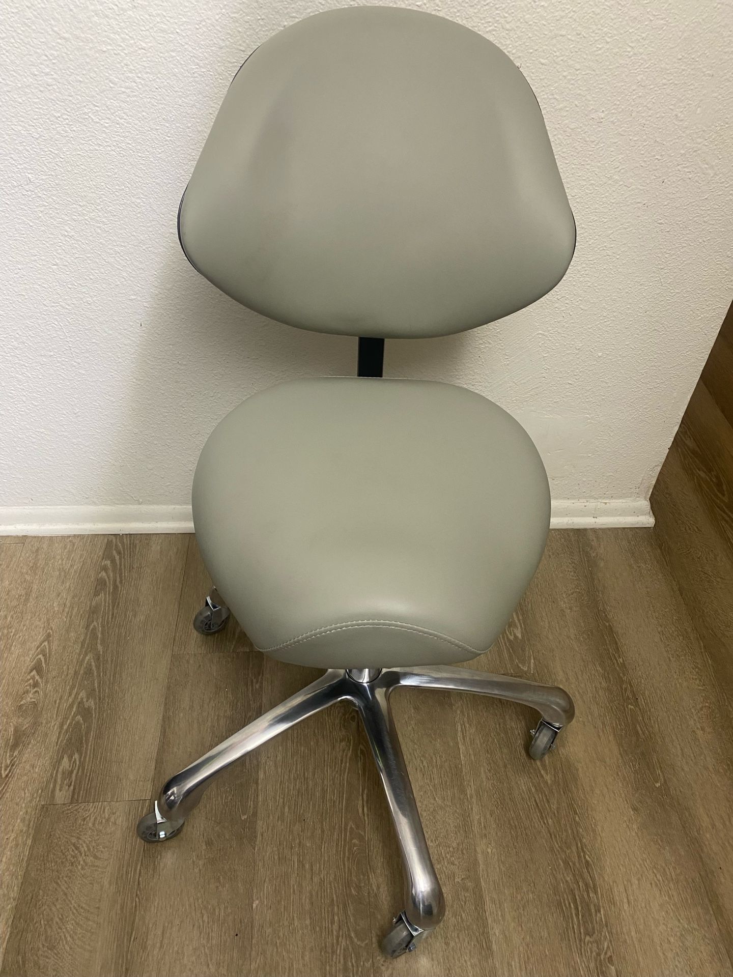 Saddle Stool Chair