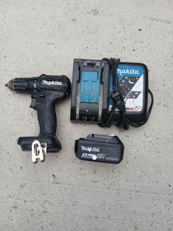 Makita  drill   18v good . Condition