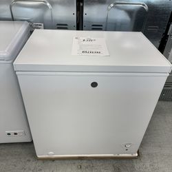 GE Garage Ready 7 Cu.ft Manual Defrost Chest Freezer
