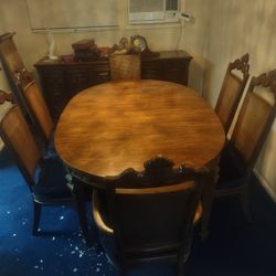 Vintage Mid-Century Dining Table With 6 Chairs